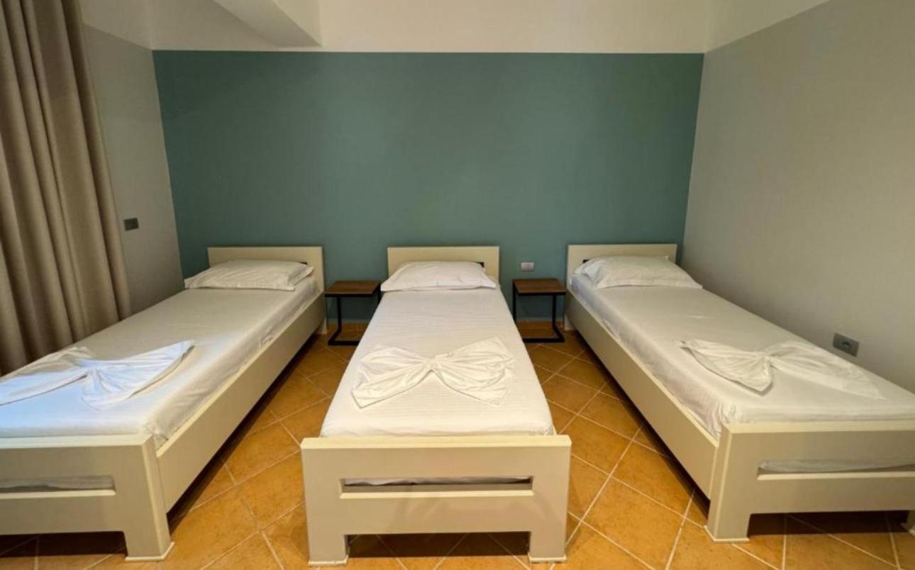 Hotel Cekodhima Radhimë Exteriör bild