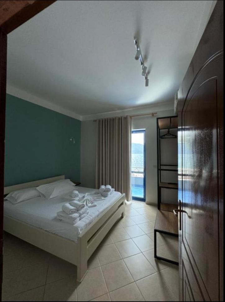 Hotel Cekodhima Radhimë Exteriör bild