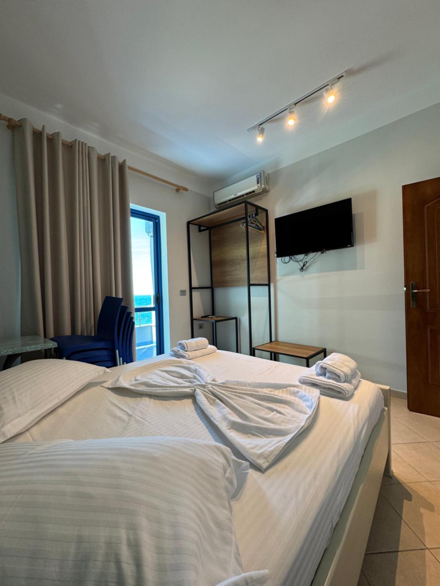 Hotel Cekodhima Radhimë Exteriör bild